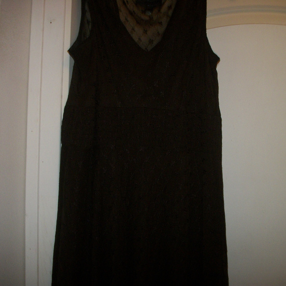 CLASSIC GIRL QUIET LUXURY CHOCOLATE BROWN CREPEY EYELET DRESS 14 - Picture 5 of 5